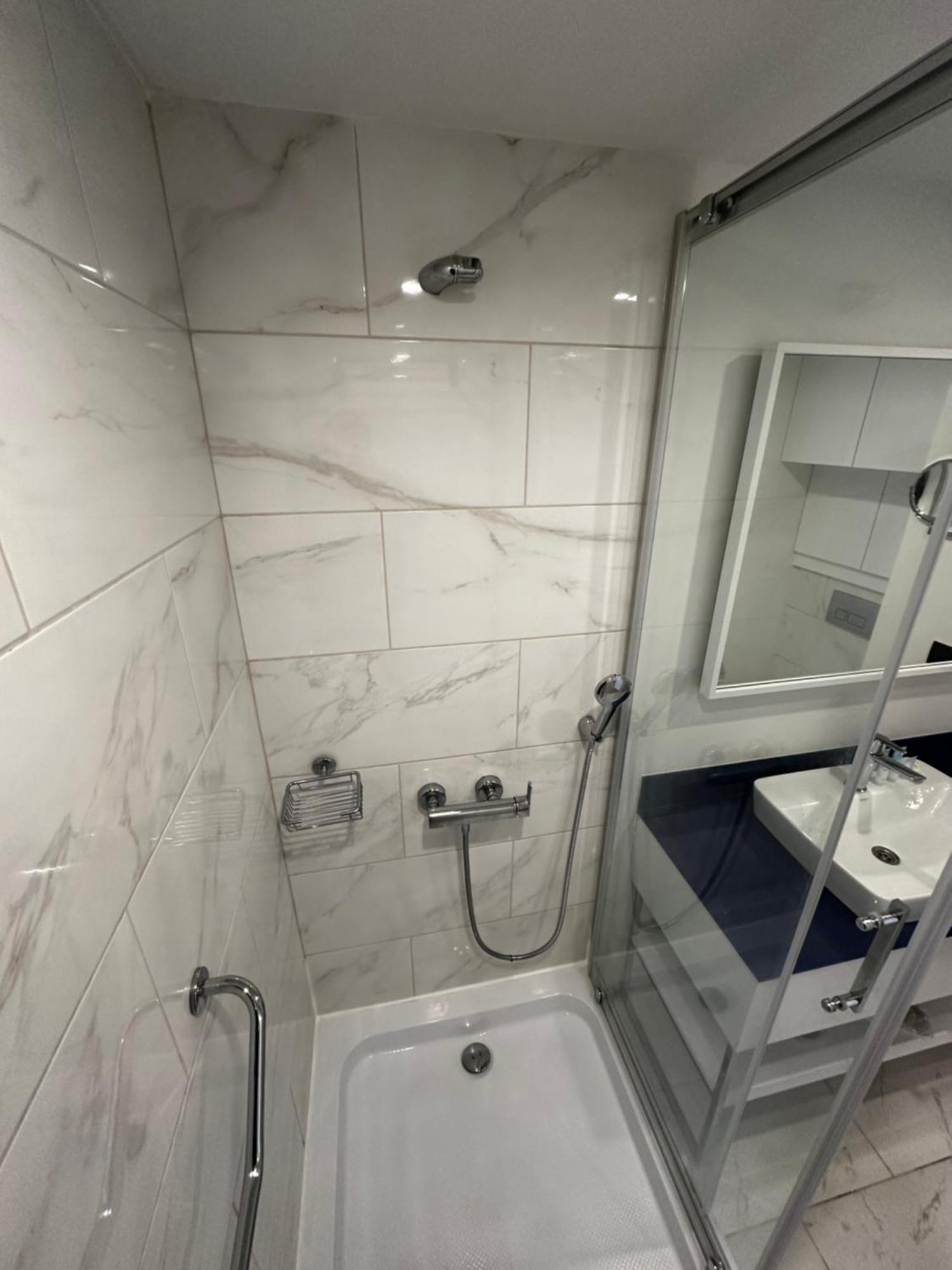 Orbi City Amazing Apartments บาทูมิ ภายนอก รูปภาพ