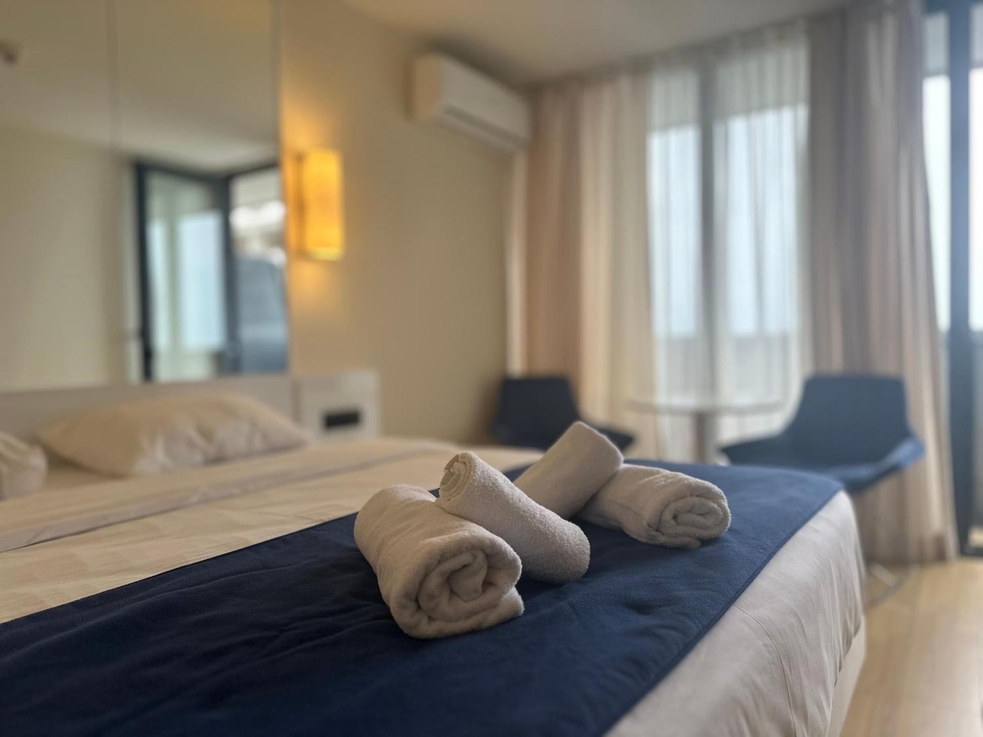 Orbi City Amazing Apartments บาทูมิ ภายนอก รูปภาพ